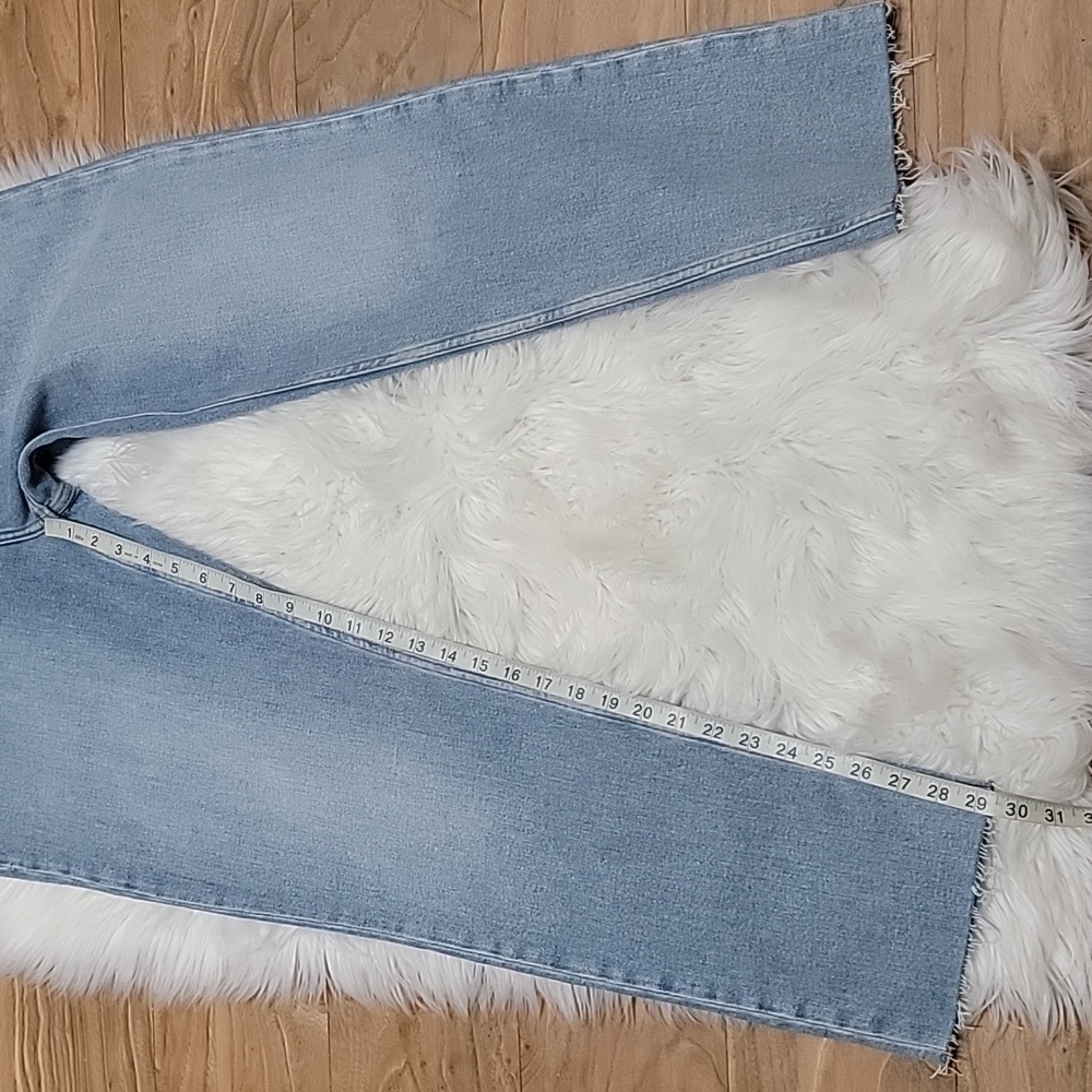 RE/DONE | High Rise 70's Straight Jeans W/Raw Hem - Picture 11 of 12